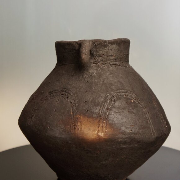 Handmade Tunisian Clay Vase with Handles - Picture 4 of 6